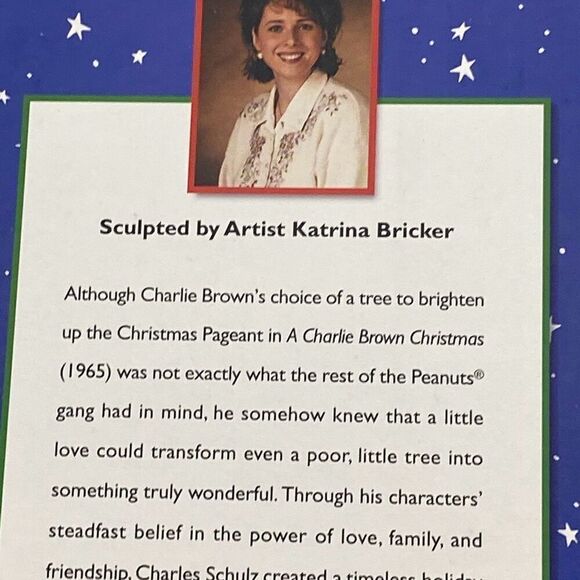 NWT Hallmark Peanuts Musical Snow Globe Glass Christmas Home Decor - Picture 5 of 7